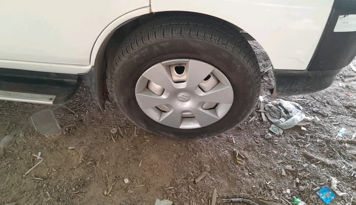2019 Maruti Eeco 5 STR WITH A/C+HTR, Petrol, Manual, 74,769 km, tyre