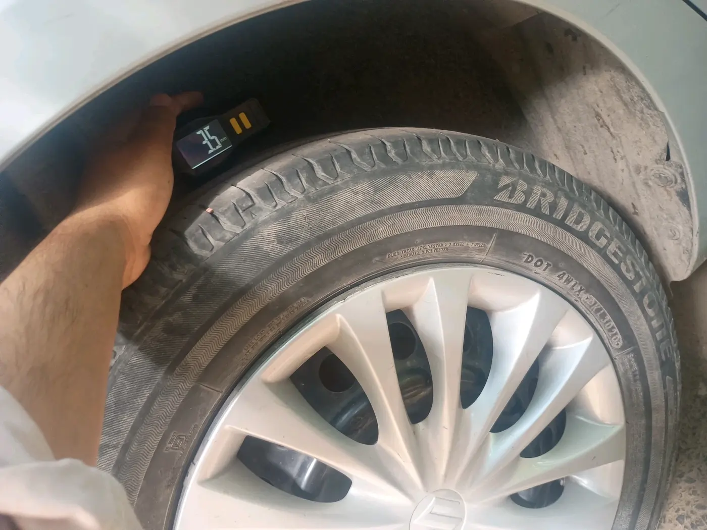 2023 Maruti Ciaz SIGMA 1.5 SHVS MT  PETROL, CNG, Manual, 46,140 km, tyre