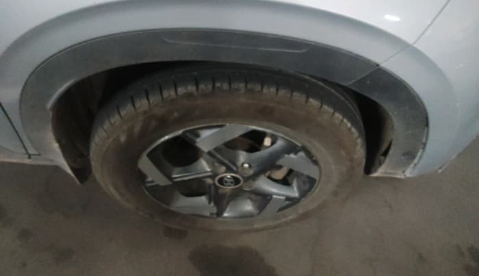 2020 Hyundai VENUE SX 1.0 TURBO, Petrol, Manual, 91,798 km, tyre