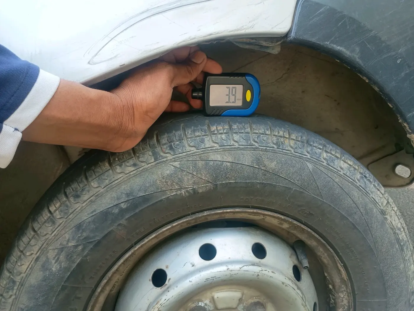 2011 Maruti Alto LXI, Petrol, Manual, 1,10,050 km, tyre