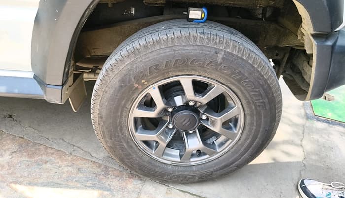 2025 Maruti JIMNY ALPHA ALL GRIP PRO MT, Petrol, Manual, 8,075 km, tyre