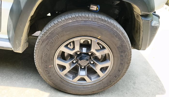 2025 Maruti JIMNY ALPHA ALL GRIP PRO MT, Petrol, Manual, 8,075 km, tyre