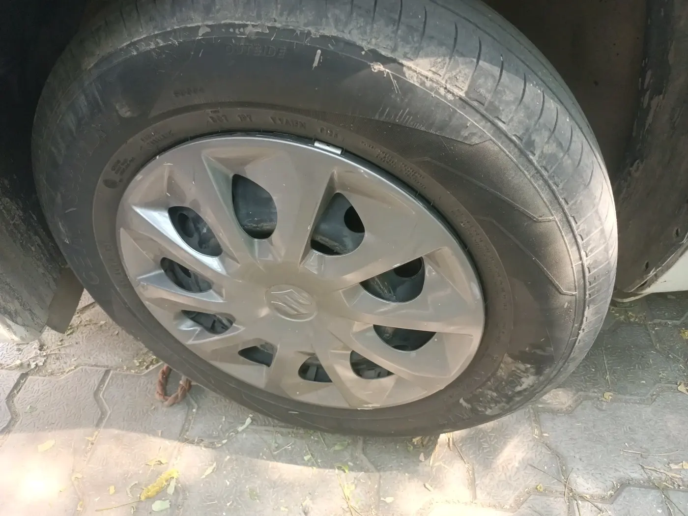 2025 Maruti Dzire VXi, Petrol, Manual, 21,024 km, tyre