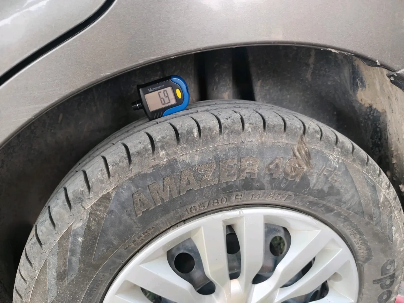 2019 Maruti Dzire VXI, Petrol, Manual, 59,264 km, tyre
