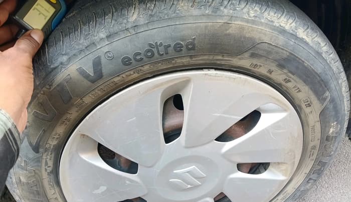2015 Maruti Celerio VXI, Petrol, Manual, 1,07,139 km, tyre