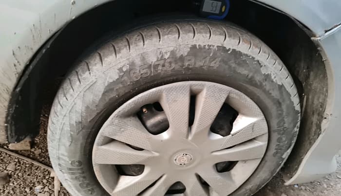 2016 Honda Amaze 1.2L I-VTEC E, CNG, Manual, 1,08,640 km, tyre