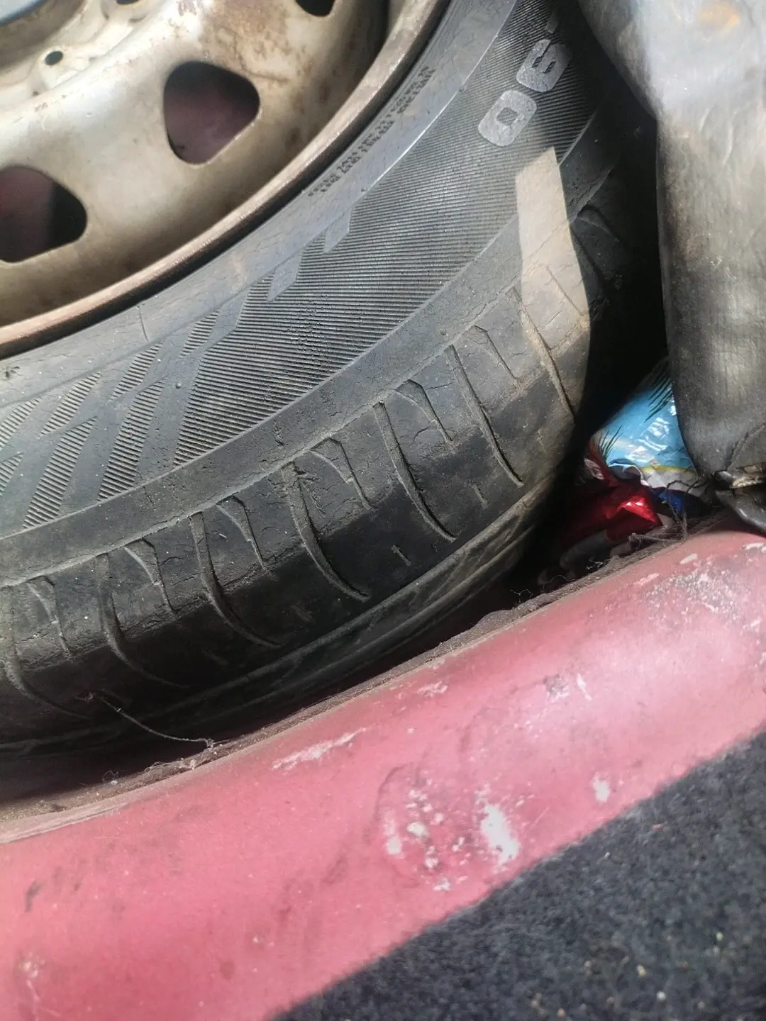 2013 Tata Indica Vista LS TDI, Diesel, Manual, 71,146 km, tyre
