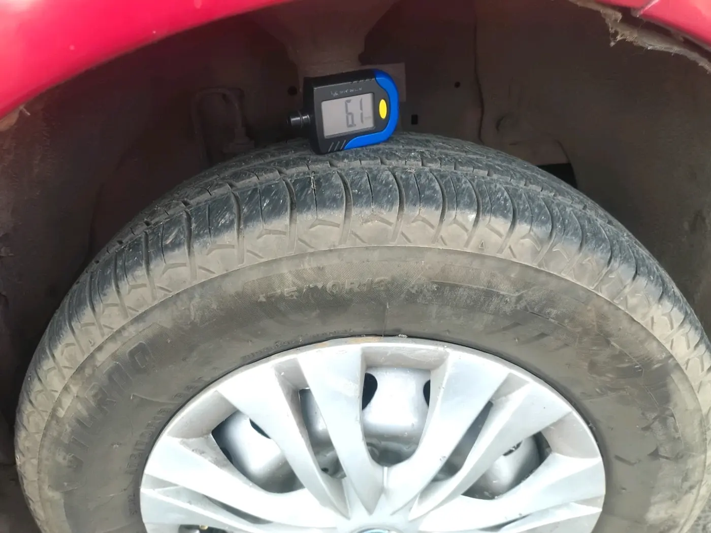 2013 Tata Indica Vista LS TDI, Diesel, Manual, 71,146 km, tyre