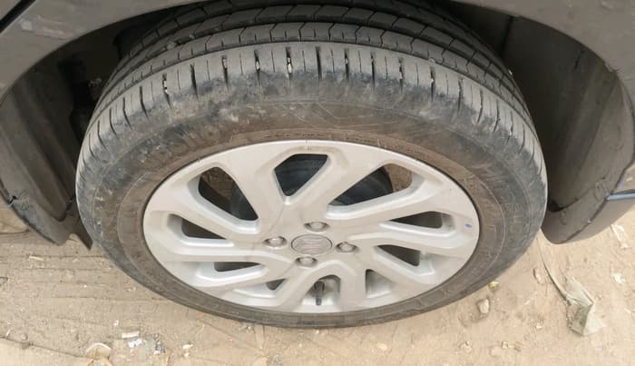 2023 Maruti Baleno ZETA PETROL 1.2, Petrol, Manual, 24,880 km, tyre