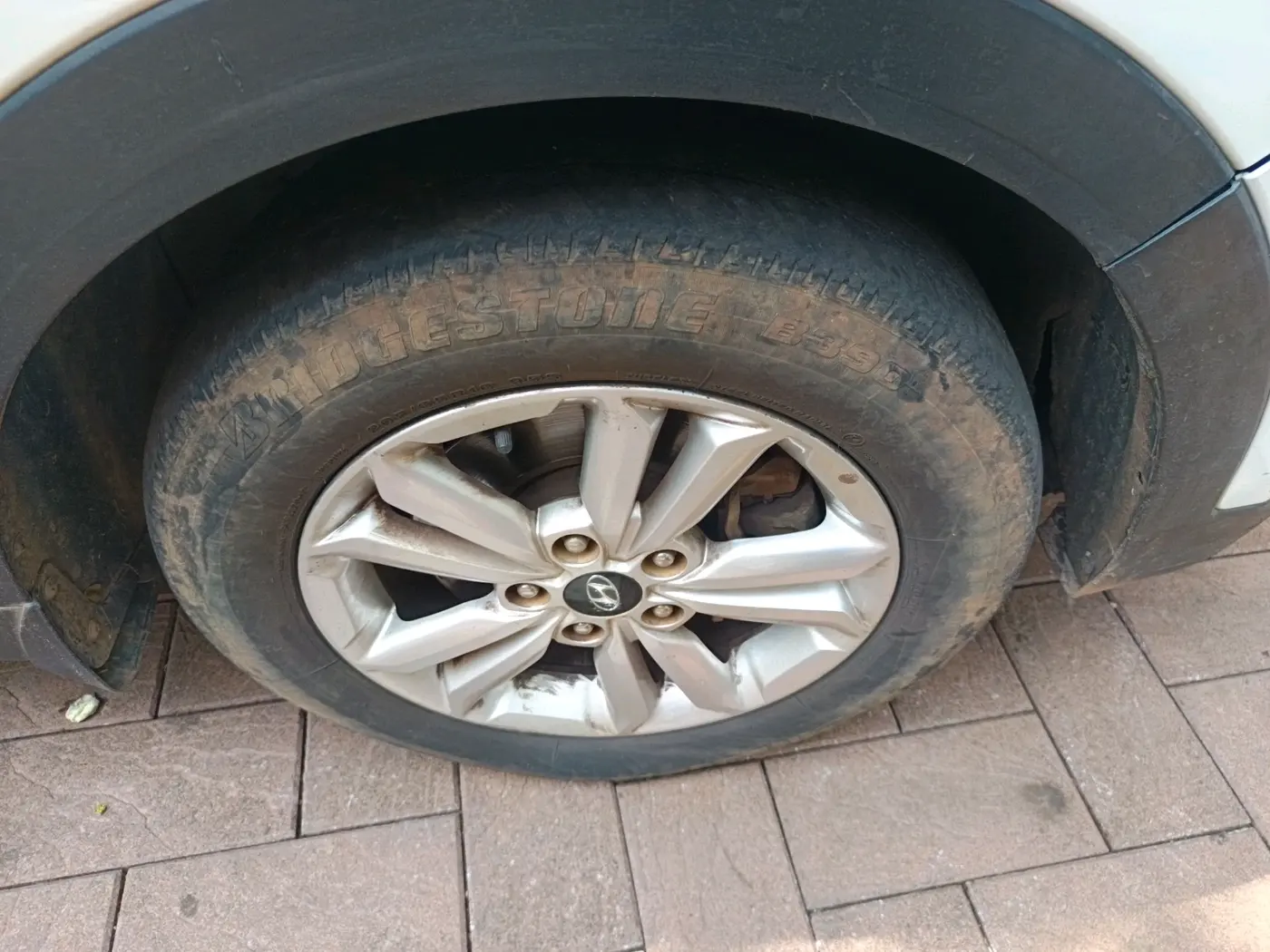 2015 Hyundai Creta SX PLUS 1.6 PETROL, Petrol, Manual, 62,189 km, tyre