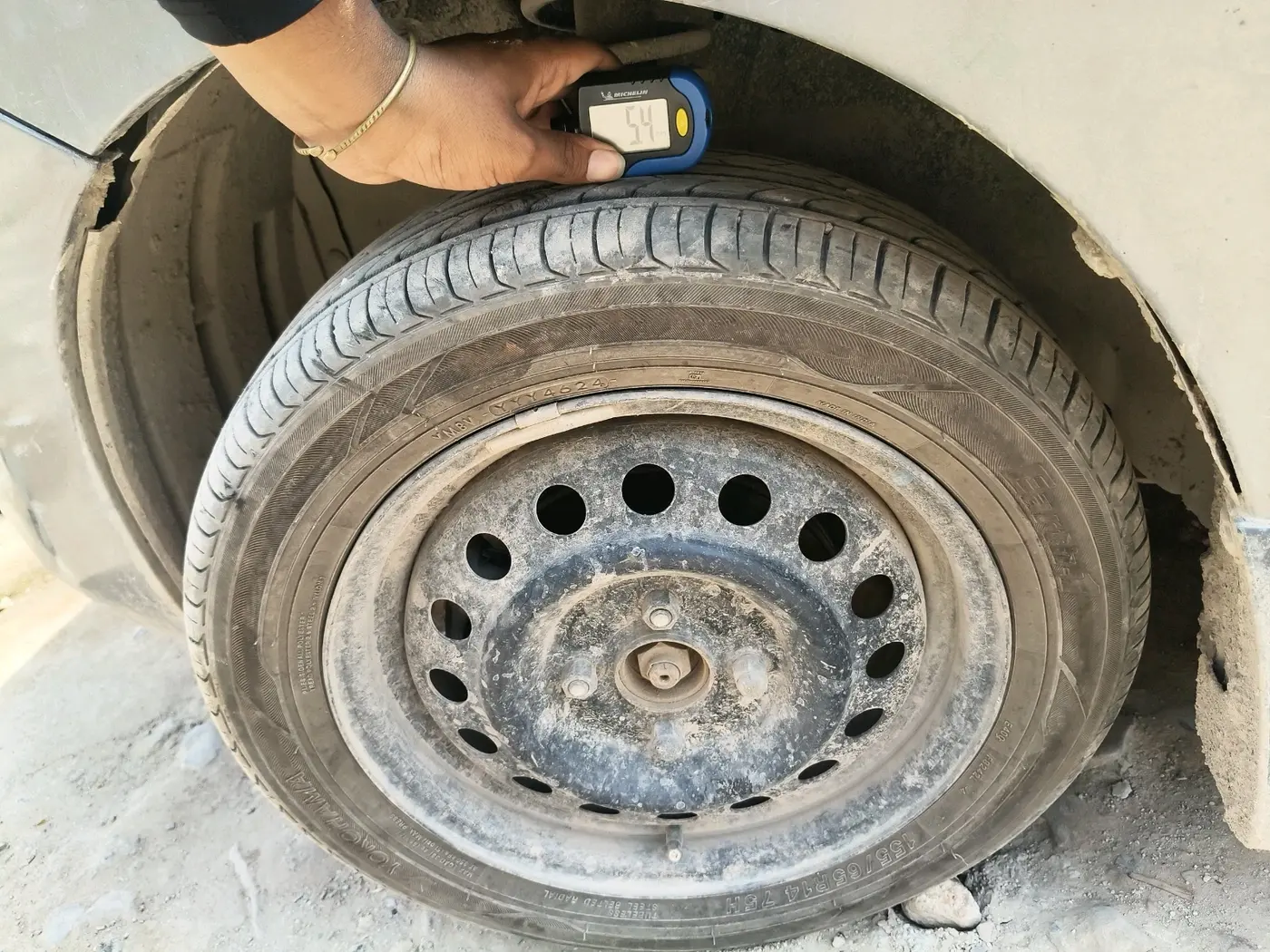 2018 Maruti Wagon R 1.0 VXI, Petrol, Manual, 57,679 km, tyre