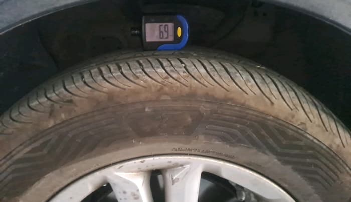 2016 Hyundai Creta SX 1.6 DIESEL, Diesel, Manual, 1,14,232 km, tyre