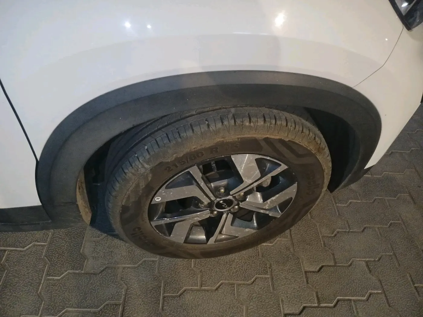 2021 KIA SONET HTX 1.0 IMT, Petrol, Manual, 15,003 km, tyre