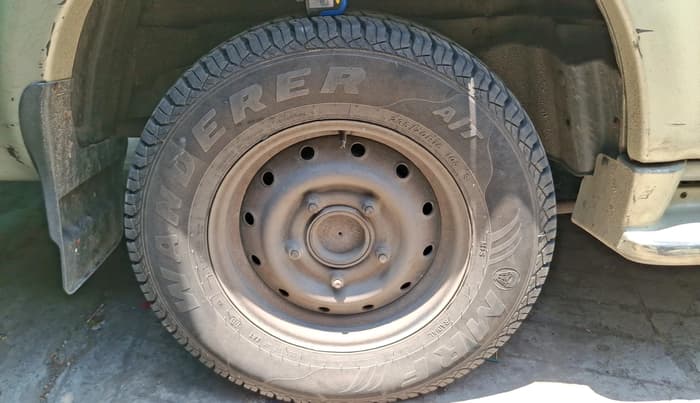 2011 Mahindra Scorpio SLE, Diesel, Manual, 13,489 km, tyre