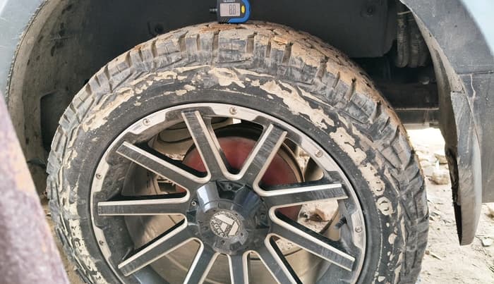 2023 Mahindra Thar LX HARD TOP 4WD MT, Diesel, Manual, 68,811 km, tyre
