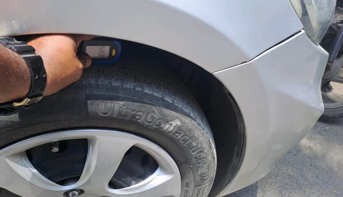 2013 Hyundai Verna FLUIDIC 1.6 VTVT EX, Petrol, Manual, 1,16,094 km, tyre