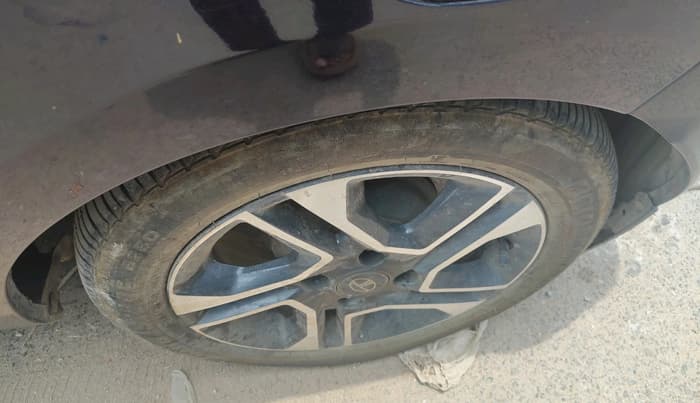 2023 Tata Tiago XZA PLUS PETROL, Petrol, Automatic, 13,087 km, tyre