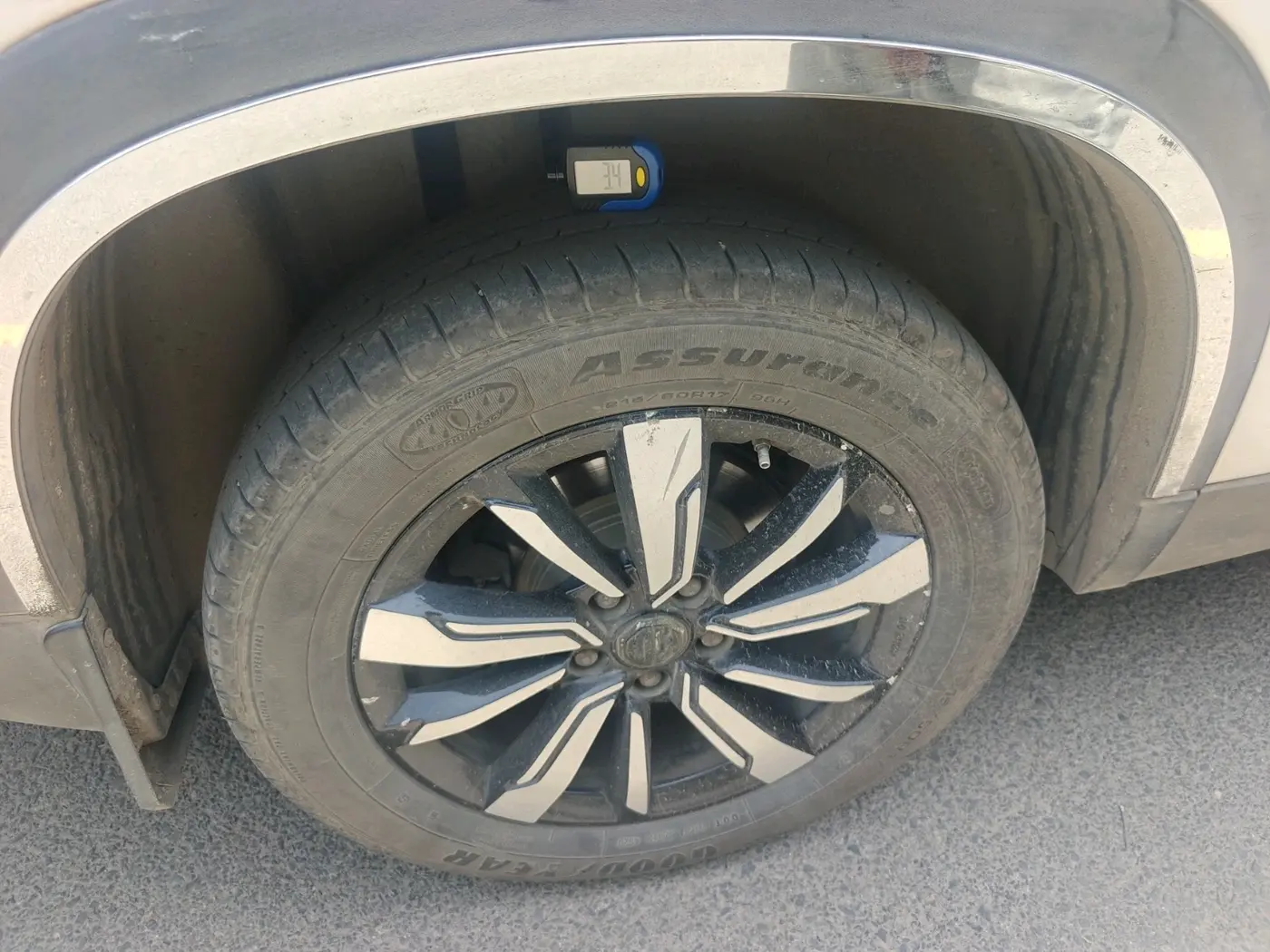2020 MG HECTOR SMART HYBRID 1.5 PETROL, Petrol, Manual, 56,962 km, tyre