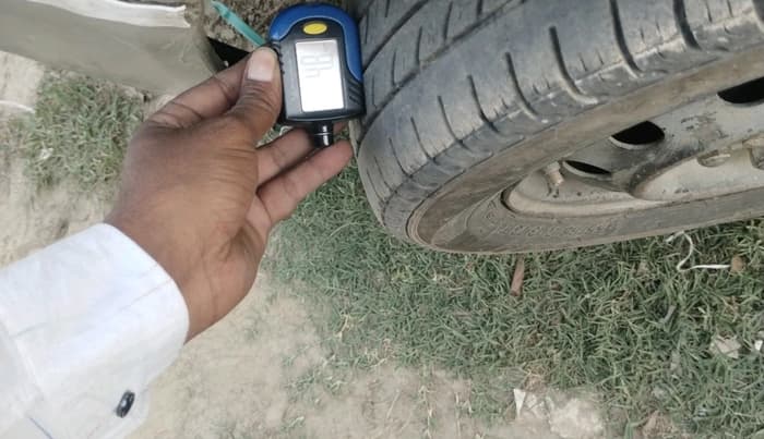 2011 Maruti Alto K10 LXI, CNG, Manual, 1,08,033 km, tyre