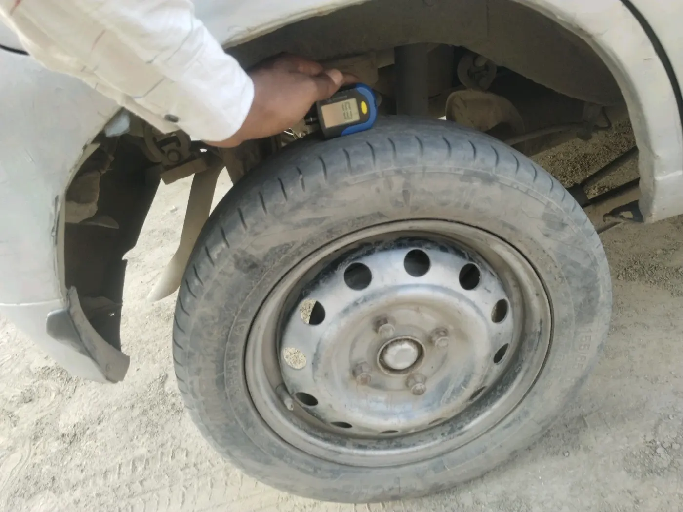 2011 Maruti Alto K10 LXI, CNG, Manual, 1,08,033 km, tyre