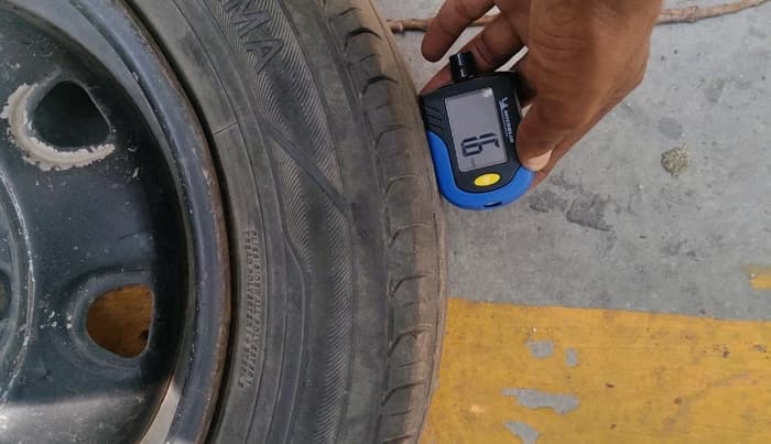 2015 Maruti Alto K10 VXI, Petrol, Manual, 1,25,663 km, tyre