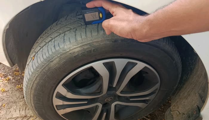 2024 Tata TIGOR XZ PLUS CNG, CNG, Manual, 33,169 km, tyre