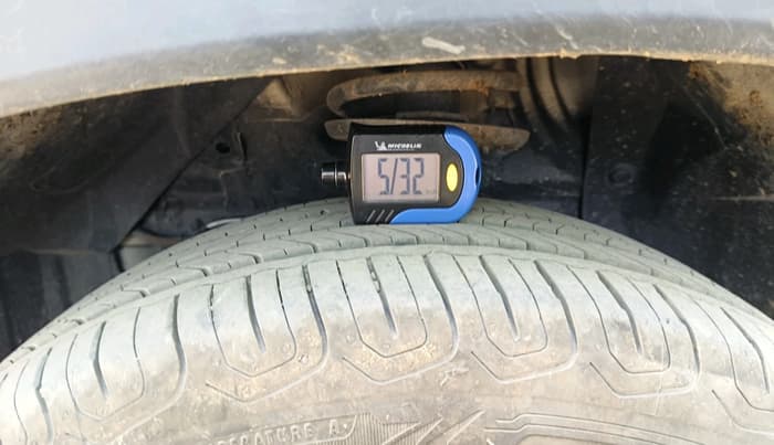 2019 Maruti Vitara Brezza VDI, Diesel, Manual, 1,69,315 km, tyre