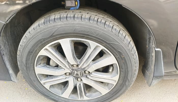 2022 Honda City 1.5L I-VTEC V MT 5TH GEN, Petrol, Manual, 45,933 km, tyre