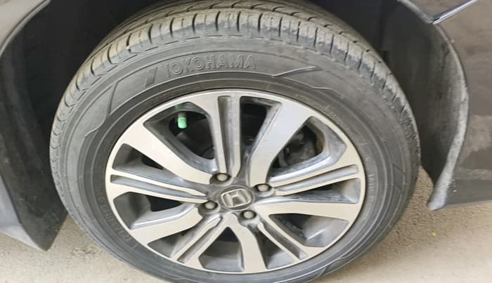 2022 Honda City 1.5L I-VTEC V MT 5TH GEN, Petrol, Manual, 45,933 km, tyre