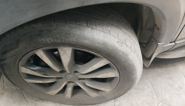 2019 Nissan Kicks XV PREMIUM DIESEL, Diesel, Manual, 1,27,674 km, tyre