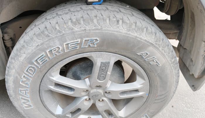 2022 Mahindra Thar LX PETROL HT 4WD AT, Petrol, Automatic, 39,495 km, tyre