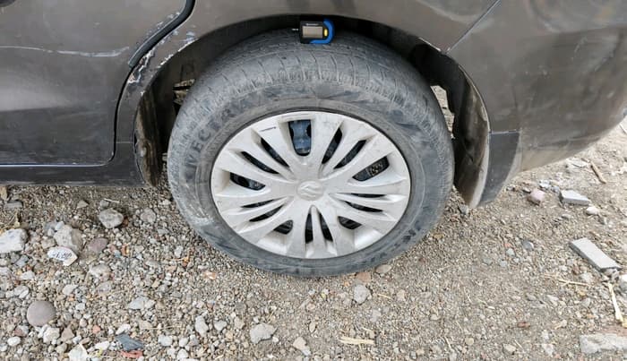 2014 Maruti Ertiga VDI, Diesel, Manual, 1,18,686 km, tyre