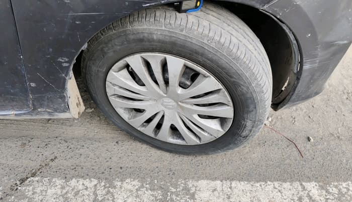 2014 Maruti Ertiga VDI, Diesel, Manual, 1,18,686 km, tyre