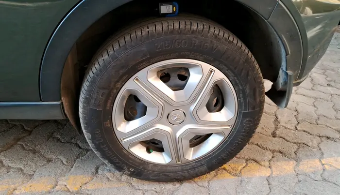2021 Tata NEXON XMA SUNROOF PETROL, Petrol, Automatic, 60,105 km, tyre