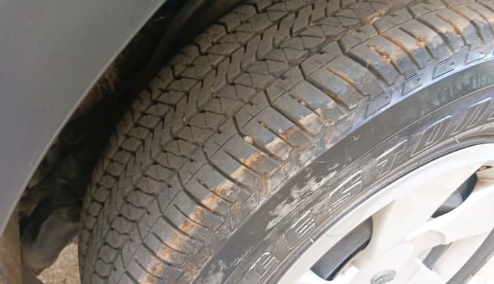 2017 Mahindra XUV500 W6 AT 1.99, Diesel, Automatic, 39,310 km, tyre