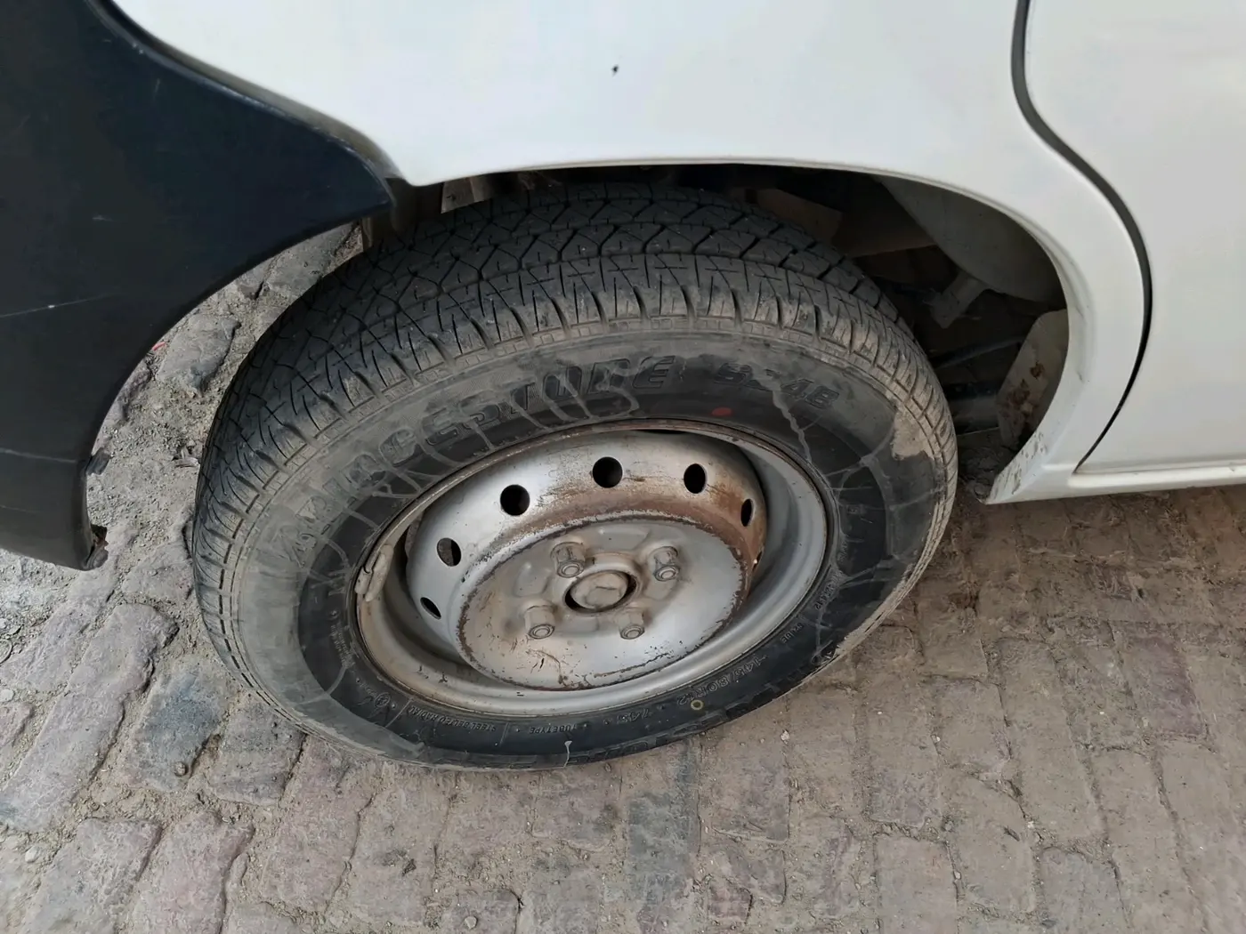 2011 Maruti Alto LXI, Petrol, Manual, 71,605 km, tyre