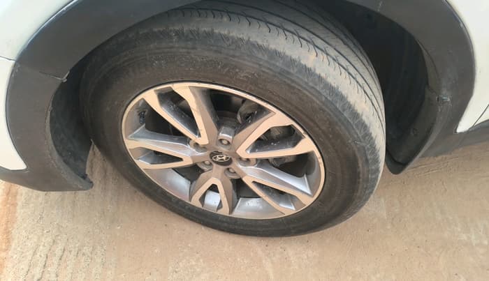 2015 Hyundai Santa Fe 4 WD AT, Diesel, Automatic, 93,857 km, tyre