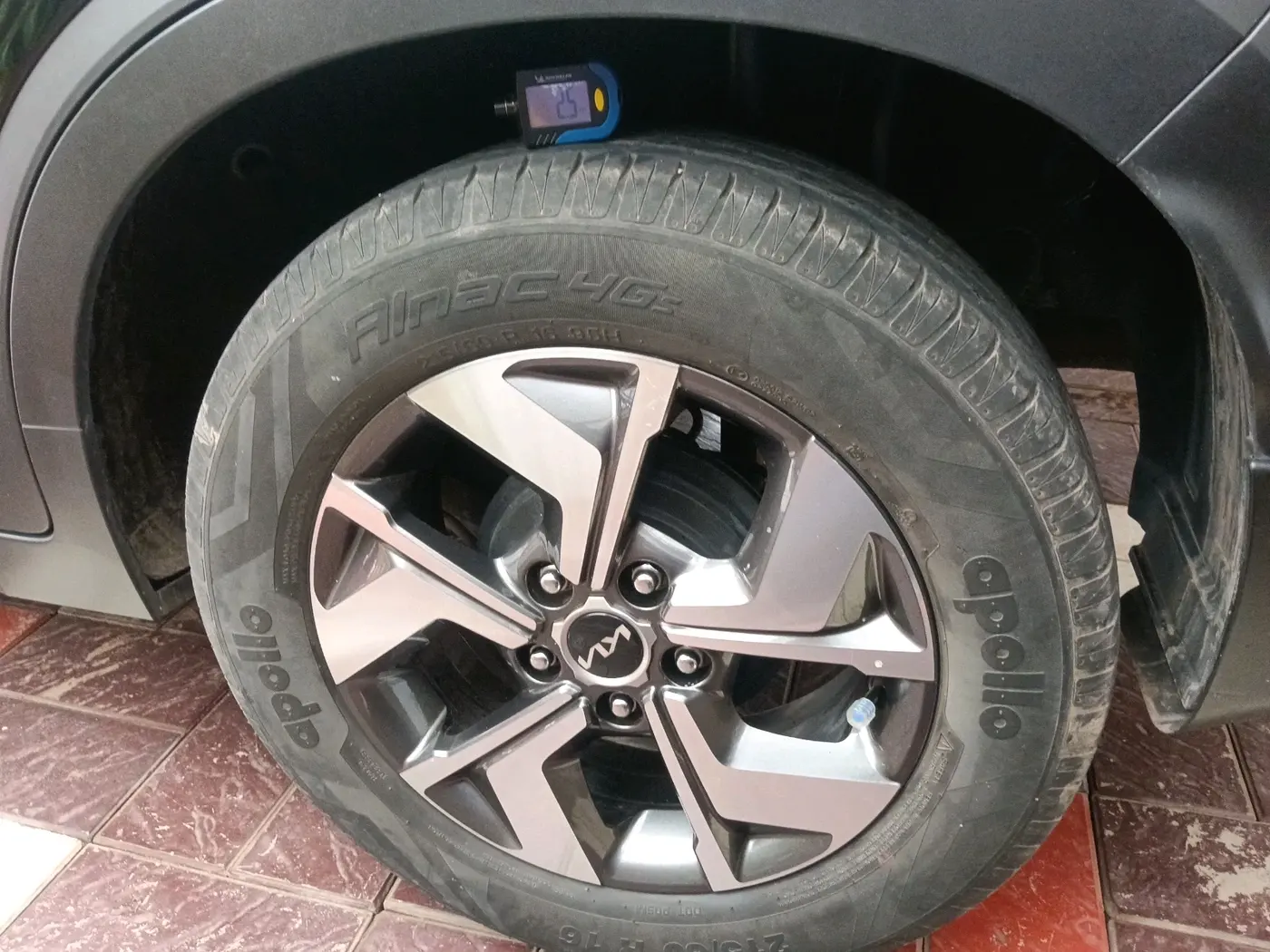 2021 KIA SONET HTX 1.0 IMT, Petrol, Manual, 47,867 km, tyre