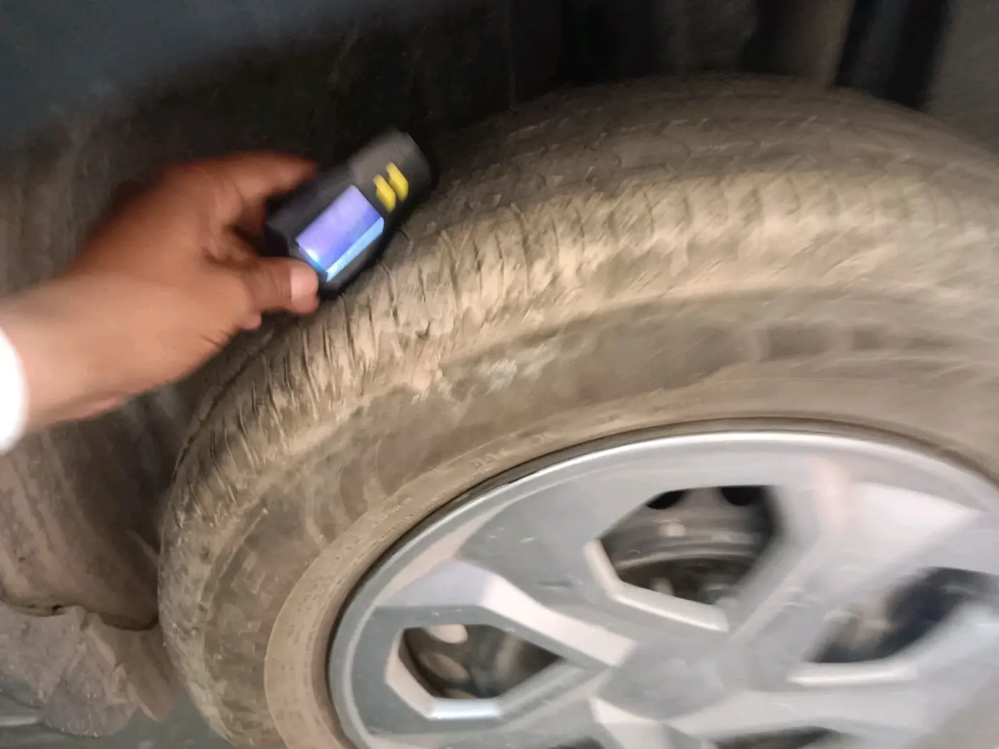 2024 Maruti BREZZA VXI, Petrol, Manual, 12,094 km, tyre