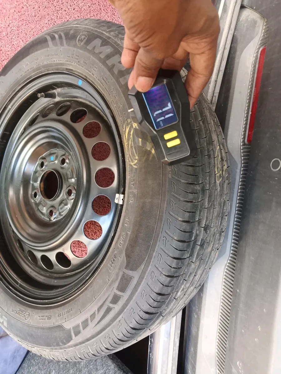 2024 Maruti BREZZA VXI, Petrol, Manual, 12,094 km, tyre