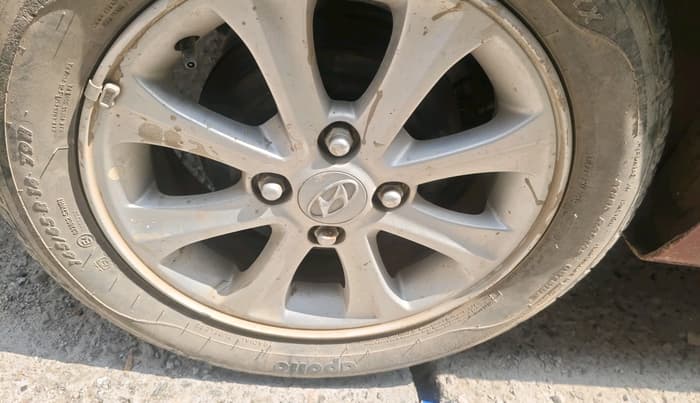 2013 Hyundai Grand i10 ASTA 1.2 KAPPA VTVT, Petrol, Manual, 27,186 km, tyre