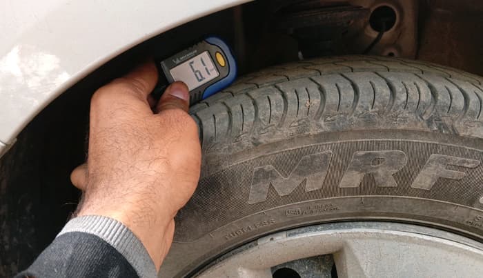 2025 Maruti New Wagon-R VXI 1.0 AMT, Petrol, Automatic, 15,616 km, tyre