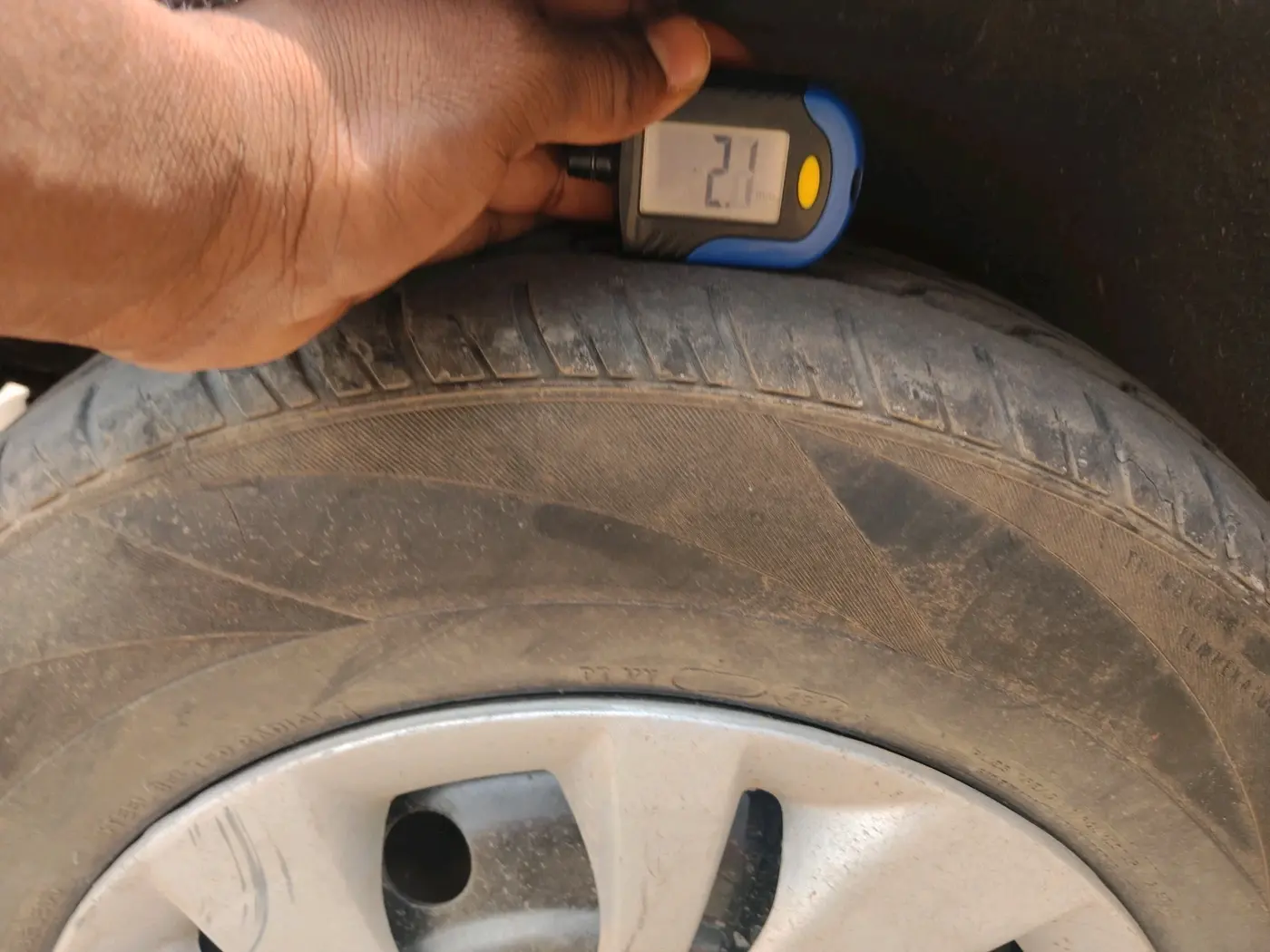 2012 Maruti Ritz VXI, Petrol, Manual, 88,784 km, tyre