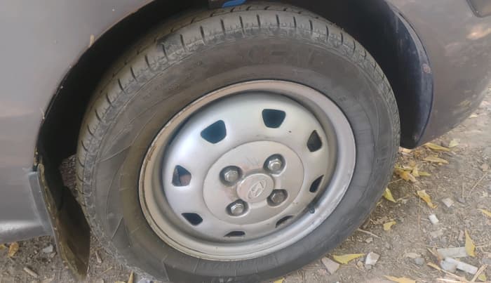 2011 Hyundai Santro Xing GL, Petrol, Manual, 56,814 km, tyre