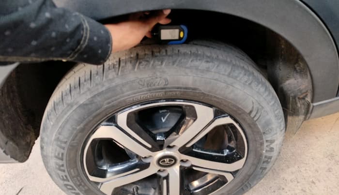 2022 Tata NEXON EV XZ PLUS, Electric, Automatic, 67,719 km, tyre