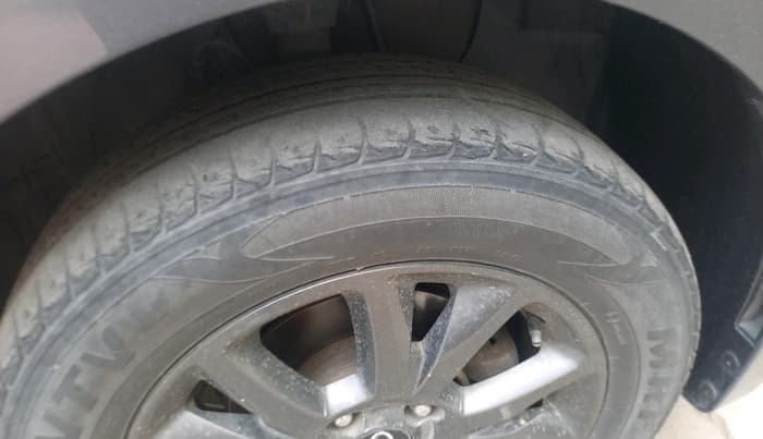 2019 Hyundai Elite i20 SPORTZ PLUS 1.2, Petrol, Manual, 49,278 km, tyre