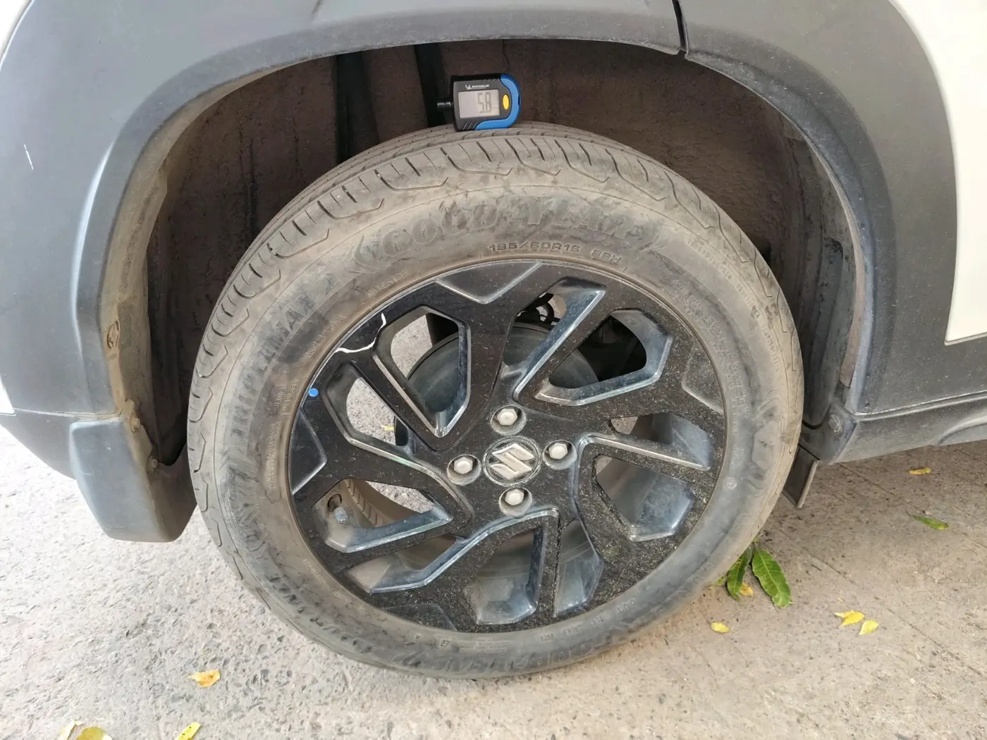 2024 Maruti FRONX DELTA PLUS 1.2MT, Petrol, Manual, 6,566 km, tyre