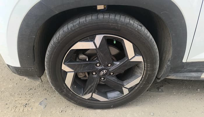 2021 Hyundai ALCAZAR PLATINUM(O) 7STR 1.5 AT, Diesel, Automatic, 58,054 km, tyre
