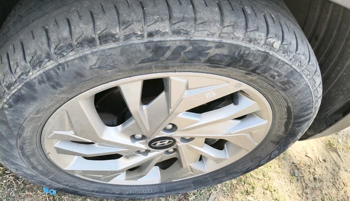 2022 Hyundai Creta SX 1.5 DIESEL, Diesel, Manual, 42,409 km, tyre