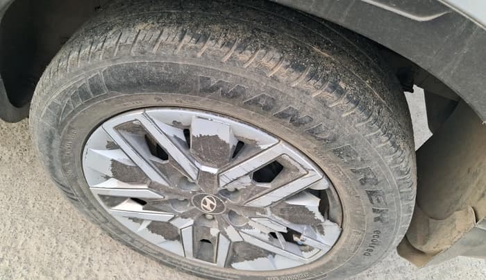 2021 Hyundai VENUE SX 1.5 CRDI, Diesel, Manual, 88,068 km, tyre